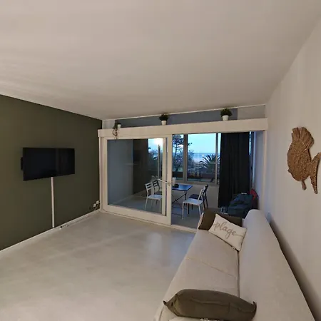 Cyprien Sea View Διαμέρισμα *